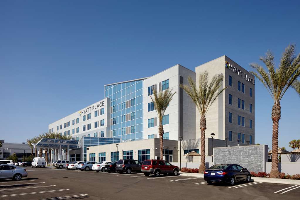 Hyatt Place Marlborough/Apex Center Dış mekan fotoğraf